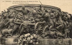 Low Troyes CPA relief of the monument of the children of the paddle (by Briden Trojan sculptor)