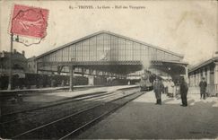 Troyes CPA Train station Hall of the travellers