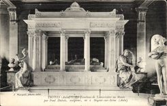 TRoyes CPA the tomb of Lamoriciere to the museum by Paul Dubois sculptor does not have Nogent on the Seine