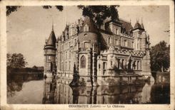 Combreux CPA the castle