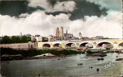 Orleans CPA View the bridge on the Loire and the cathedral