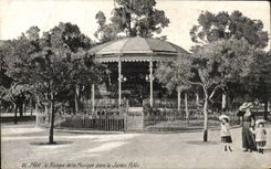Nettes CPA der Kiosk der Musik im allgemeinen Garten
