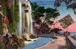 Nettes CPA die Kaskade des Schlosses