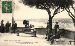 Nettes CPA die Plattform des Schlosses und des Panoramas der Stadt