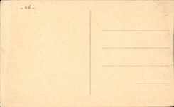 Nettes CPa das Kai des Sudens und des Kriegdenkmals