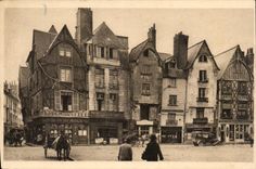 Tours - Place Plumeran - Vieilles maisons - CPA 