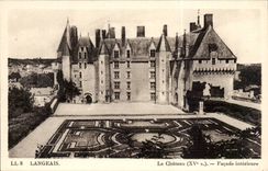 CPA Langeais Le chateau Facade interieure