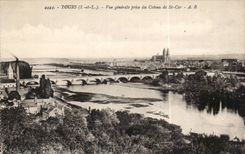 Tours CPA Vue generale prise du coteau de St Cyr