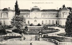 Montargis CPA Town hall