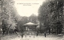 CPA Crepy in Valois the kiosk Play of palm