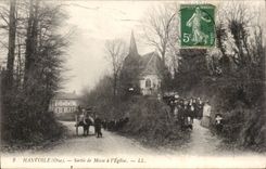 CPA Hanvoile linke Masse zur Kirche