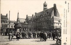 Noyon CPA Grand places the town hall