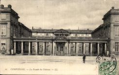 Compiegne CPA die Front des Schlosses
