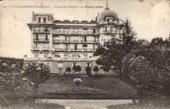 CPA Evian les Bains Source of Chatelet the large hotel