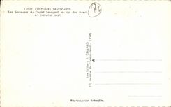 Savoyard costumes CPA Waitresses of the Savoyard chalte to the collar of Aravis in local costume