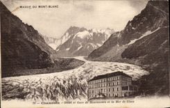 CPA Chamonix Hotel et gare de Montenvers et la mer de glace