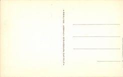 Cambo les Bains - War memorial - Entrance of the Church - CPA