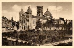 Angouleme CPA CAthedrale Saint Pierre romano byzantine 