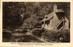 Versailles - Park of Small Trianon - Hamlet of Marie Antoinette - the Bridge of Pierre - CPA