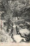 CPA Luchon Road of the valley of the Lily lower Footbridge of the pit of Bonneau