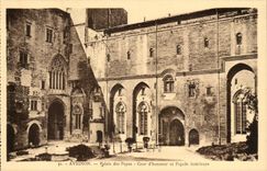 Avignon-Gaumen der Papste - Haupthof - CPA