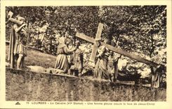 Lourdes - the Martyrdom - VI Station - a pious Woman essuise the face of Jesus - CPA