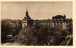 Toulouse - Facade Est du Capitole - Donjon et Square - CPA 