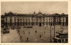 Toulouse - Facade Est du Capitole - Hotel de Ville - CPA 