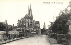 Vendome CPA La TRinite (abside)