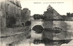 Vendome CPA Le Loir et l'arche des grands pres