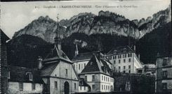 Grosser Chartreuse Haupthof Dauphine-CPA und grosses Som
