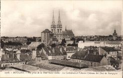 Moulins - Seen from of the Tower Saint Gilles - and the Old Castle of the Dukes of Burgundy - CPA -