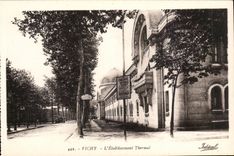 Vichy - L'Etablissement Thermal - CPA 