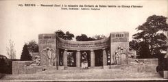 Reims - Monument raised with the Memory of the Children of Reims tombs to the Field Of honor - CPA
