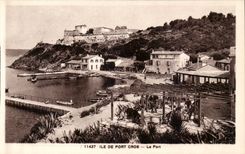 Ile de PortCros - Le Port - CPA 