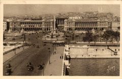 Paris 8 - while strolling - View of the Place of Harmony CPA