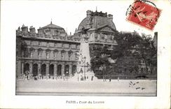 Paris - 1 - Cour du Louvre CPA 