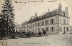 Beaumont on Oise - the Old people's home - CPA