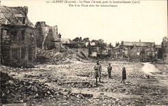 Albert - the Place of weapons after the bombardment 1916 - CPA