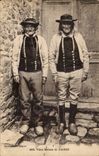 Folklore - Costumes - Brittany - Breton Old man of the faouet - small tear - CPA