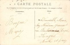 Folklore - Costumes - both full with childish grace - CPA