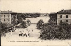 Lyon - Kasernen des Anteil-Gottes - Entreee Haupt-CPA