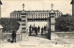 Trawl-nets on the Marne - the Forgeot district - CPA