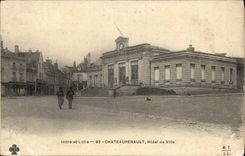 CPA Chateaurenault Hotel de ville