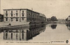 Caen cPA gesehen auf die bluhende Asche und die Hamelin Kasernen