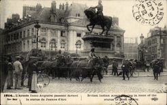 Paris - L'Armee Indo Anglaise passant devant la Statue Jeanne d'Arc - velo - cyclisme - CPA 