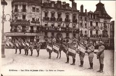 Orleans - the Festival of Jeanne d' Arc it holy with the Flag - CPA