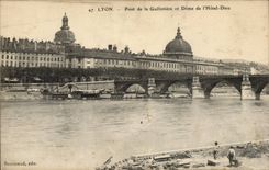 Lyon - Brucke von Guillotiere und die Haube vom Hotel-Gott CPA