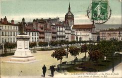 CPA Clermont Ferrand the place of Jaude and Statue of Desaix