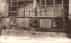 CPA Montferrand Medallions of the house of Lucrece